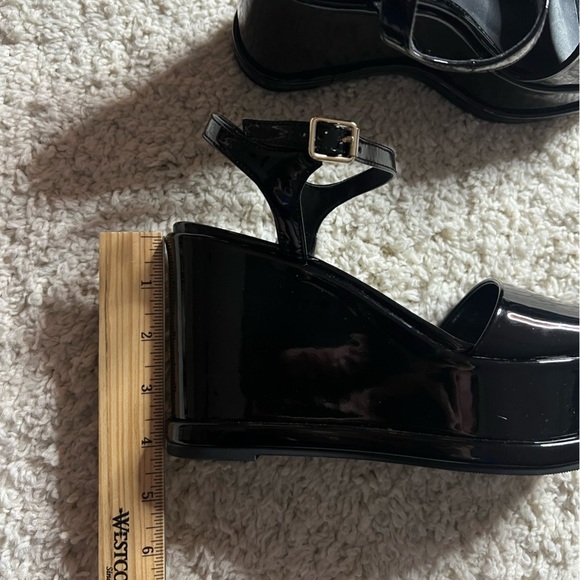 Madden Girl Size 7.5 Black Wedge Sandals NWT - Picture 10 of 10